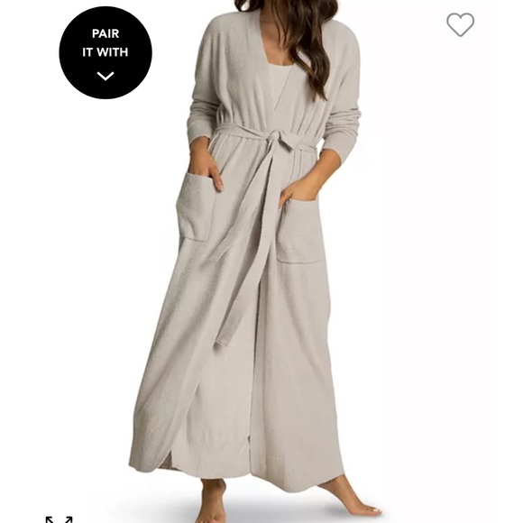 Barefoot dreams cozy chic robe barely worn!!!!!! Like new!!! - Picture 2 of 3